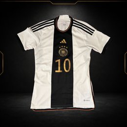 Allemagne Domicile 2022/23 Gnabry #10 - (9.5/10) (S)