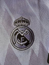 Real Madrid Extérieur 2022/23 — détail de l’écusson