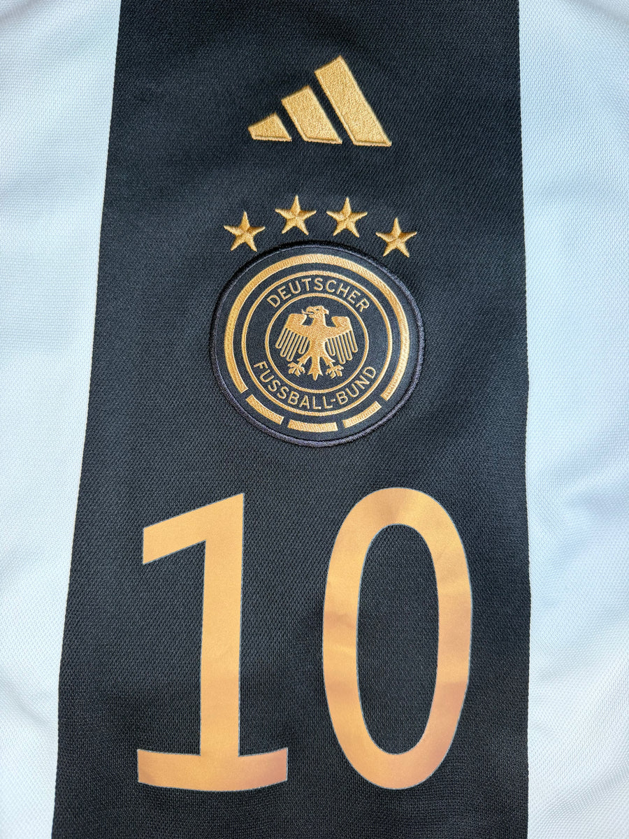 Allemagne Domicile 2022/23 Gnabry #10 - (9.5/10) (S)
