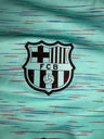 FC Barcelone Third 2023/24 — détail de l’écusson