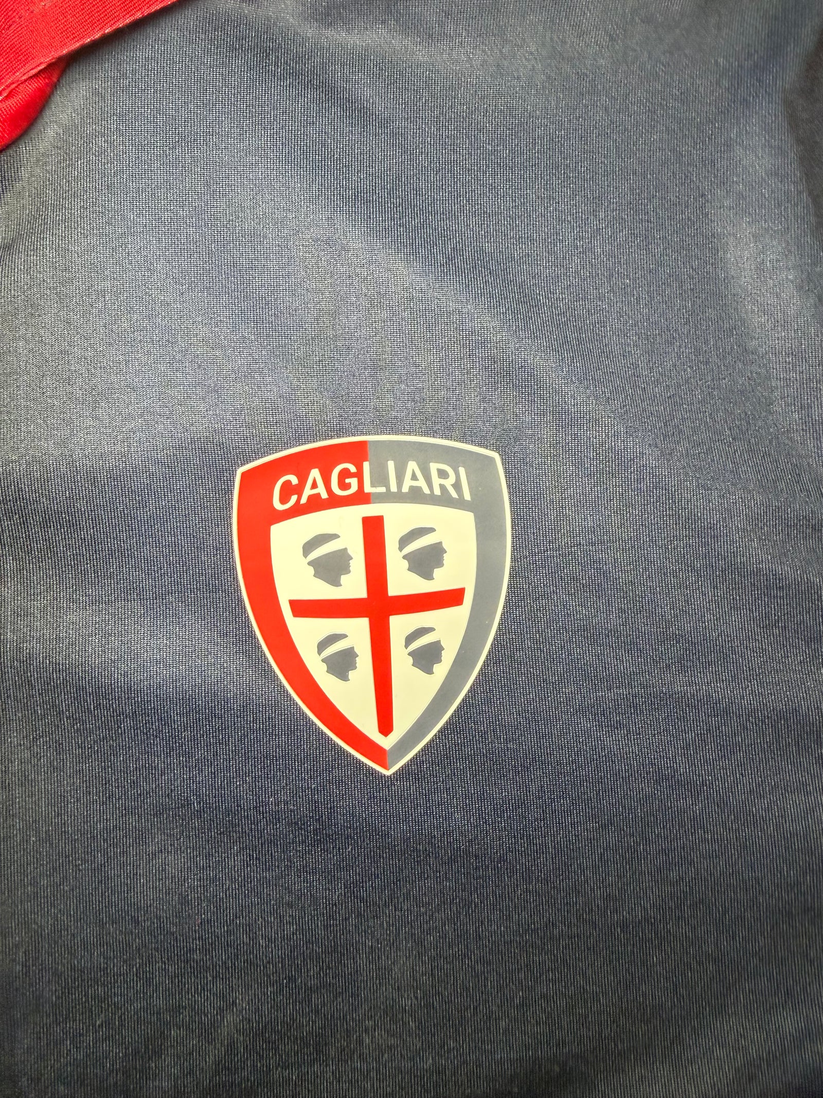 Cagliari Domicile 2023/24 (9.5/10) (L)