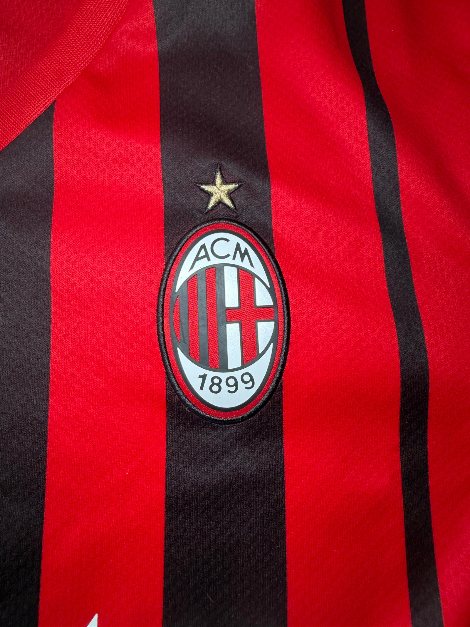 AC Milan Domicile 2021/22 (9.5/10) (M)