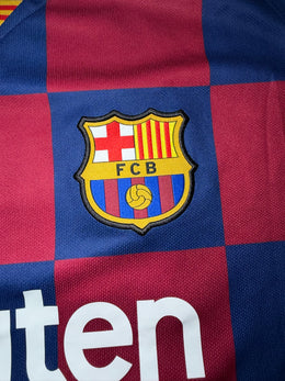FC Barcelone Domicile 2019/20 Messi #10 – — détail de l’écusson