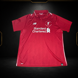 Liverpool domicile 2018/19 — vue de face
