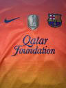 FC Barcelone M-0208 — détail du sponsor Qatar Foundation et des marquages avant